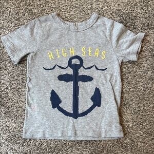 BabyGap SS Tee - Size 4 years